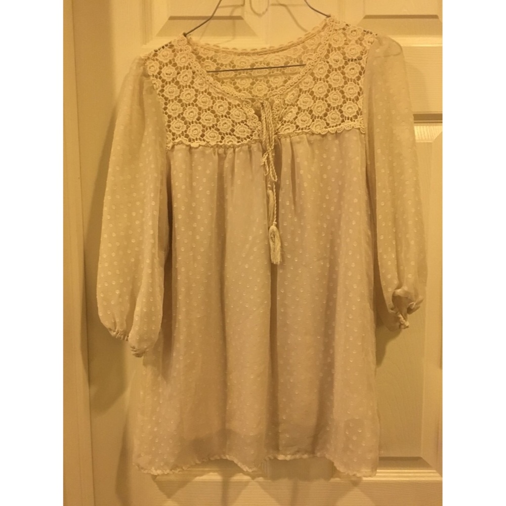 Adorable cream top